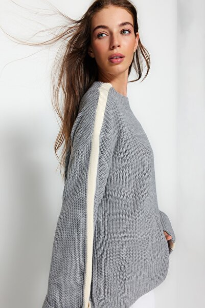 Trendyol Collection Gray Wide Fit Sleeve Folded Knitwear Sweater TWOAW24KZ00663