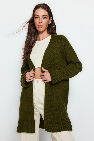 Trendyol Collection Khakifarbener, weicher, strukturierter Strick-Cardigan mit weiter Passform TWOAW21HI0555