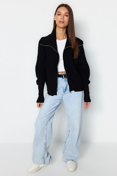 Trendyol Collection Schwarzer Strick-Cardigan mit Umlegekragen – breite Passform, Reißverschluss TWOAW24HI00072