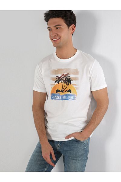 Colin's Tricou alb cu mânecă scurtă pentru bărbați, cu croiala normală - imprimat