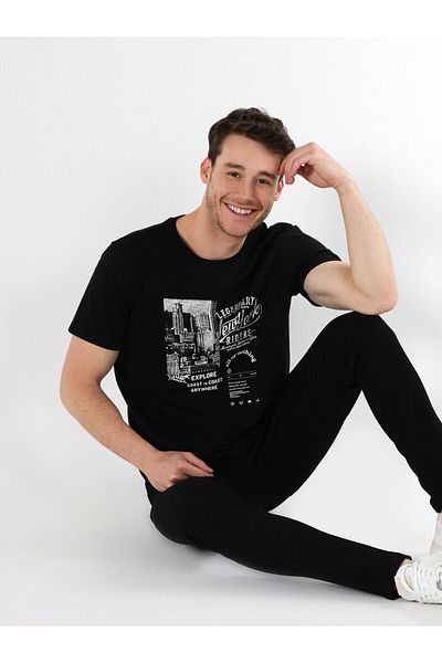 Colin's Black Regular Fit Crew Neck Men's Short Sleeve T-Shirt - Printed