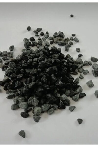Beta 2-4mm akvaryum kumu 5 kg siyah