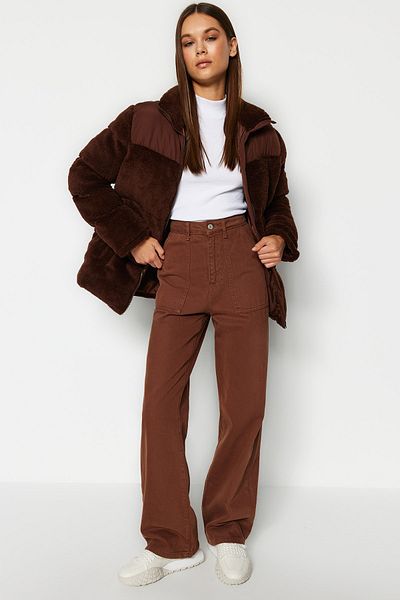 Trendyol Collection Тъмнокафяво плюшено пухено яке TWOAW24MO00101