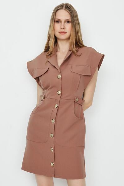 Select Moda Rochie cămașă cu nasturi țesute Camel pentru damă