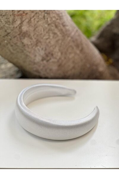 who knows ¿ WHITE THICK FILLED CROWN