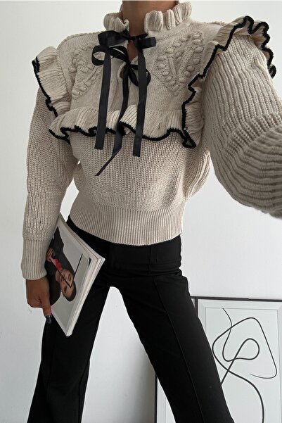 FEMELLE Women's Beige Bow Detailed Standard Size Ruffle Sweater