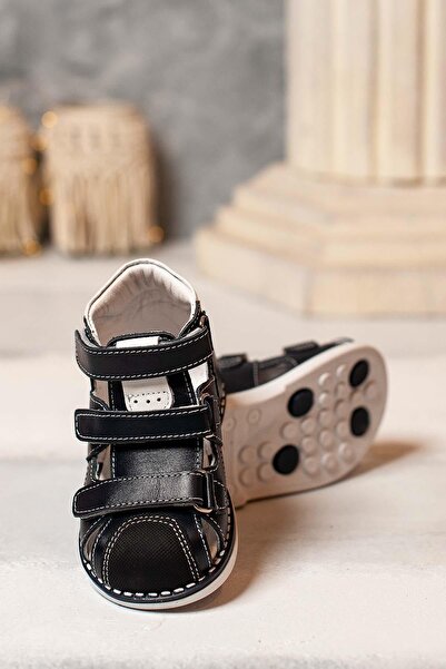 Toddler Boy's Sandals Black