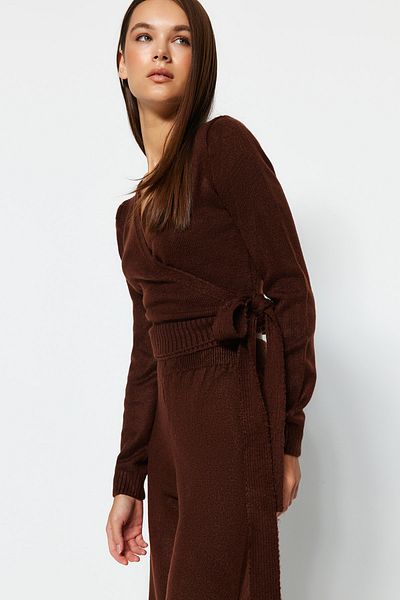Trendyol Collection Barna kötöttáru Crop felső és széles szabás nyakkendővel - TWOAW24AU00016