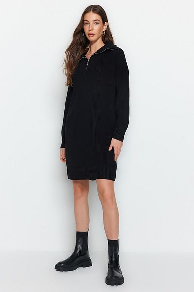 Trendyol Collection Černé mini úpletové šaty na zip TWOAW24EL00062