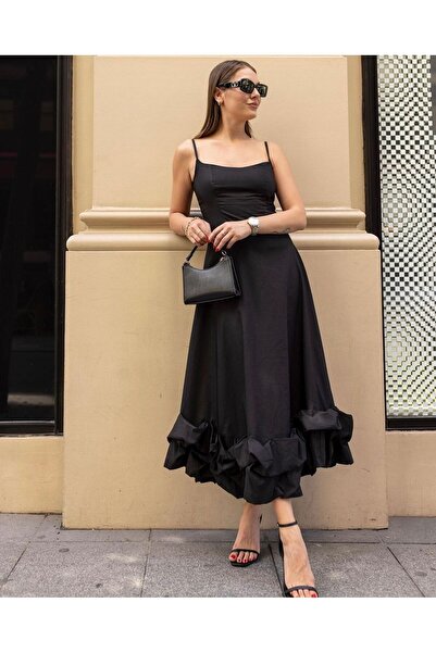 Laluvia Φόρεμα με μαύρο σχοινί με λουράκι και στρίφωμα