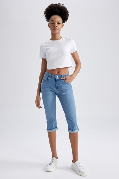 DeFacto Normal Waist Jean Capri A2699ax23sm