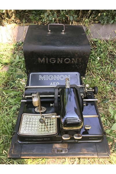 tayfuntufan antika koleksiyon mignon Çantalı daktilo - çalışır durumda