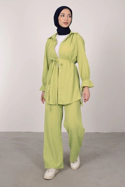 Swana Grass Green Patterned Wrinkled Fabric - Lace-Up Cuff Hijab Set