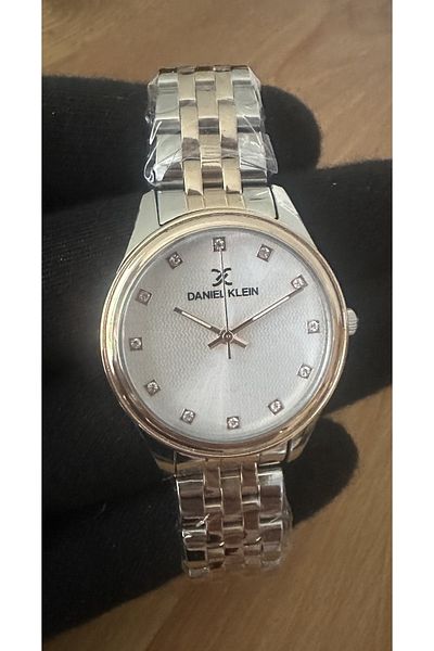 Daniel Klein Women's Wristwatch - Stylish and Functional Design