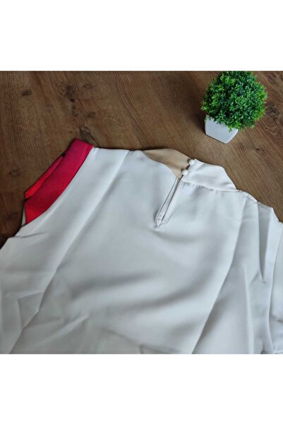 Design Show Γυναικείο μπλουζάκι με κοντό μανίκι κρεπ