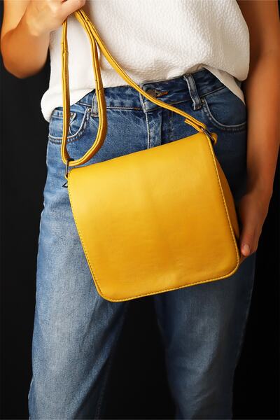 Jack Tonio Női borítású cipzáras állítható pántos bőr sárga kézitáska és válltáska