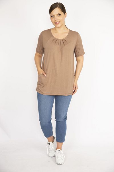 Şans Women's Camel Plus Size Collar Pleated Front Pocket Blouse 65n36640