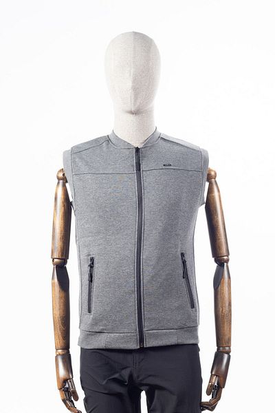 Huğlu Seasonal Two-Pocket Zippered Gray Color Three-String Vest