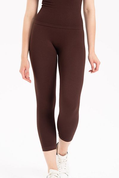 Formeasy Women's Seamless Ribbed Capri Short Tights 9006