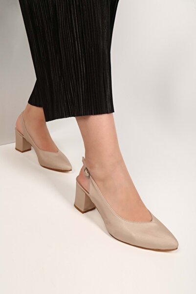 Shoeberry حذاء ماندي تن نسائي بكعب ساتان