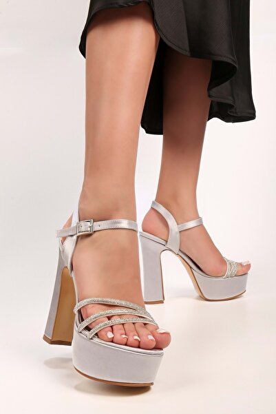 Shoeberry Dámské boty na podpatku Pien Silver Satin Stone