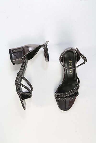 Shoeberry Kadın Sarzas Platin Biyeli Taşlı Topuklu Ayakkabı