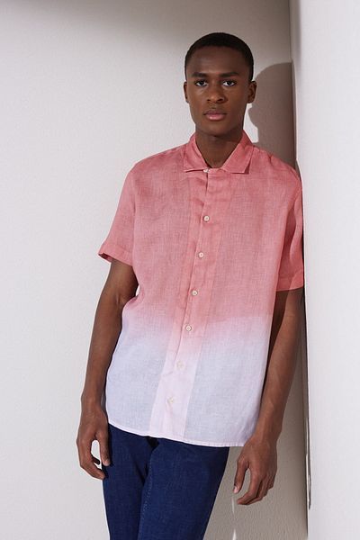 BROOKS BROTHERS Herren-Shirt in Rosa-Weiß mit bequemer Passform, entspannter Passform, Apash-Revers, kurzen Ärmeln und Batikmuster