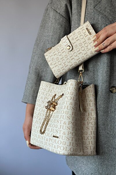 Just Polo حقيبة كتف نسائية بطبعة مونوغرام مكونة من 3 أقسام مع سلسلة وإكسسوارا...