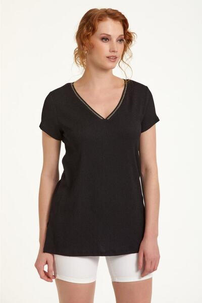 İKİLER V Yaka Eteği Yırtmaçlı Bluz 023-1050