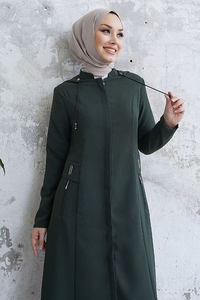InStyle عباية إيلينا بغطاء رأس وتفاصيل خصر - كاكي
