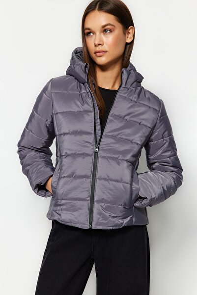 Trendyol Collection Gray Fitted Hooded Water Repellent Quilted Puffer Jacket TWOAW24MO00175