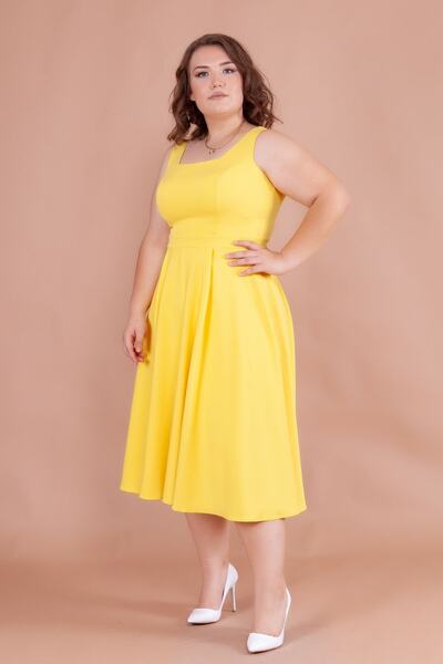 NO48 Yellow Square Collar Thick Strap Large Size Midi Dress
