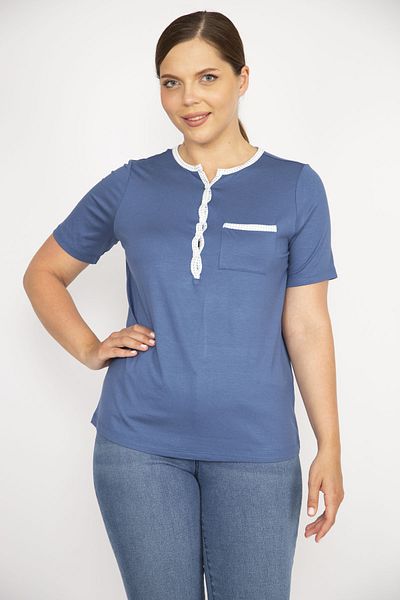 Şans Women's Blue Plus Size Front Placket Buttoned Peto Pocket Short Sleeve Blouse 65n36647