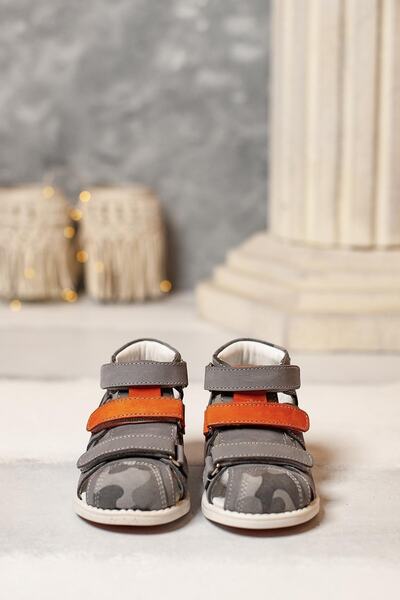 Toddler Boy's Sandals Gray