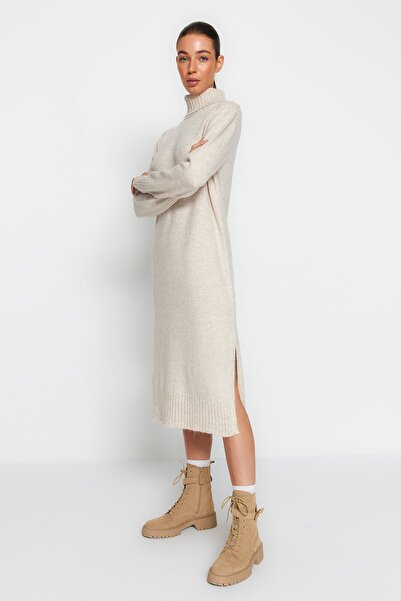 Trendyol Collection Stone Midi Wide Fit Rochie de tricotaj cu textura moale TWOAW24EL00034