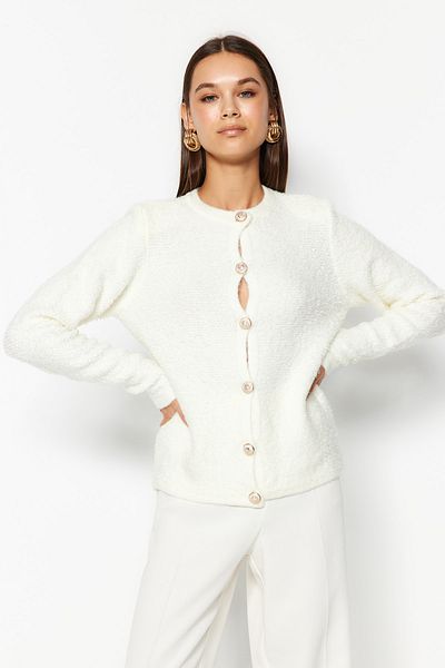 Trendyol Collection Weich strukturierter Strick-Cardigan in Ecru – Jackenoptik mit Accessoires TWOAW24HI00039