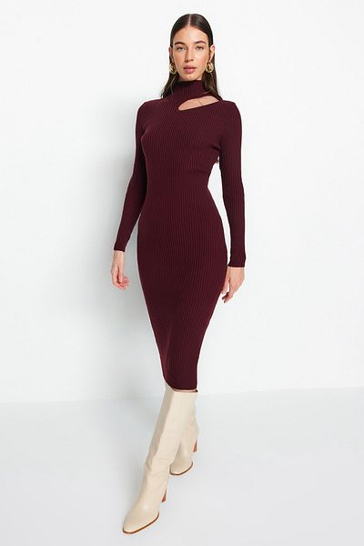 Trendyol Collection Rochie din tricotaje cu decupaj midi prune/detalii ferestre TWOAW24EL00028