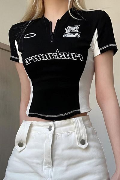 Gofeel Rockmore Vintage Crop Top - Zipper Detailed