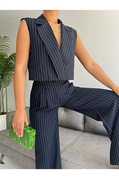 gamy shop Front Pleated Striped Trousers Navy Blue