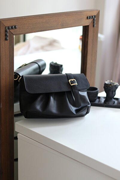 Moom Bag Γυναικεία τσάντα ώμου με μαύρη πλεκτή λαβή