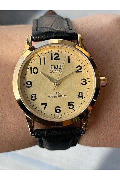 Q&Q NUMBER DIAL YELLOW CASE RETRO NEW MODEL WOMEN'S WRISTWATCH