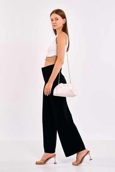 Berlesi Κρεμ γυναικεία σατέν βραδινή τσάντα Clutch