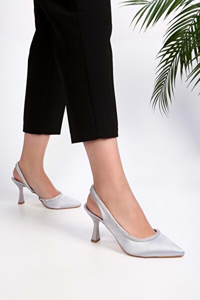 Shoeberry Dámské boty Rowen Silver Satin Stone na podpatku Stiletto