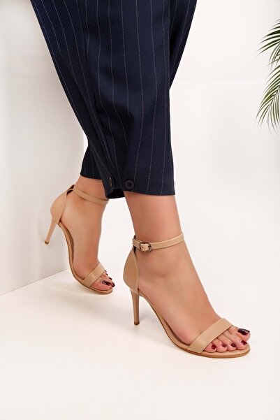 Shoeberry Dámské jednopáskové boty Puirn Skin na podpatku