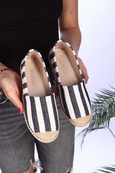 Shoeberry Damen-Espadrille Lurica aus weiß-marineblauem Leinen