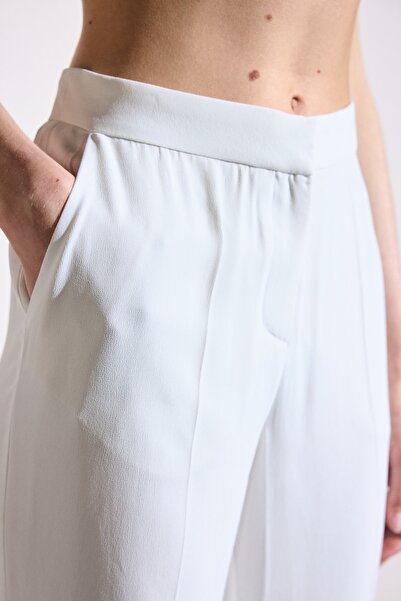 BROOKS BROTHERS Kadın Ekru Cepli Krep Pantolon