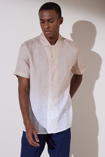 BROOKS BROTHERS Beige-weißes Herrenhemd mit Apash-Ausschnitt und kurzen Ärmeln und Batikmuster