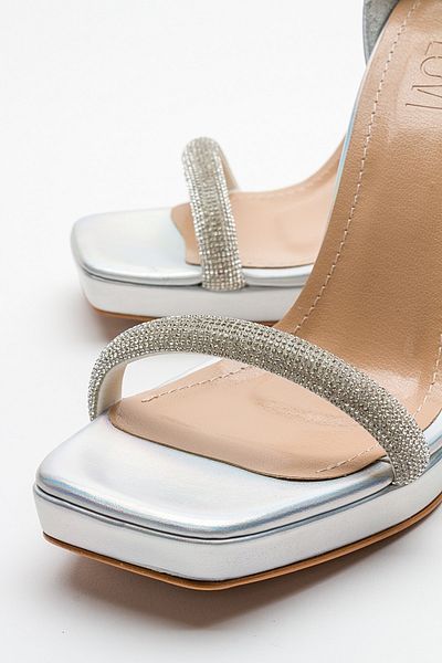 LuviShoes Pantofi cu toc pentru femei UNOS Silver