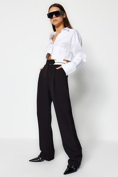 Trendyol Collection Černé široké kalhoty s detailem v pase - Twoaw24Pl00037