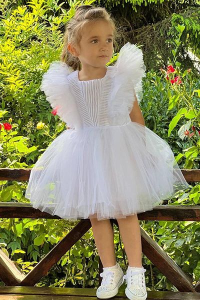 Riccotarz Girl's Zero Sleeve Glittery Bow Detailed Tulle White Dress